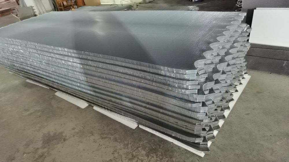 Aluminum honeycomb core with composite of variety plates (4)