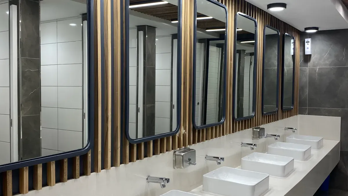 Toilet Partitions3